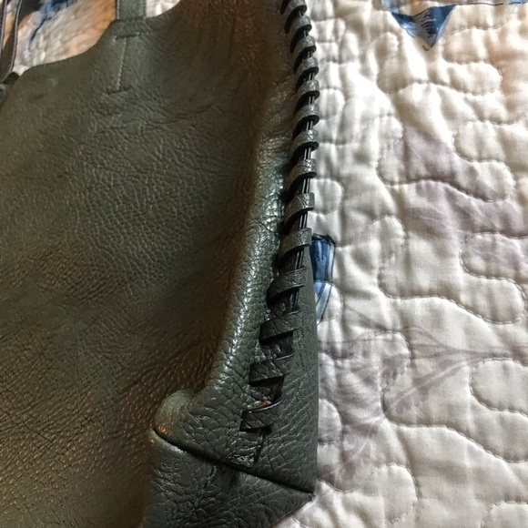 ASHTON TOTE BAG olive color - Picture 5 of 12